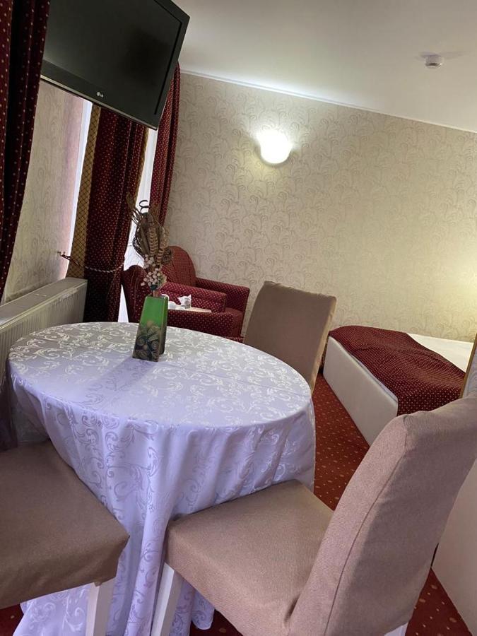Hotel Miraj Poiana Brasov Buitenkant foto