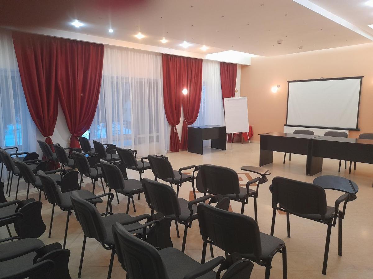 Hotel Miraj Poiana Brasov Buitenkant foto